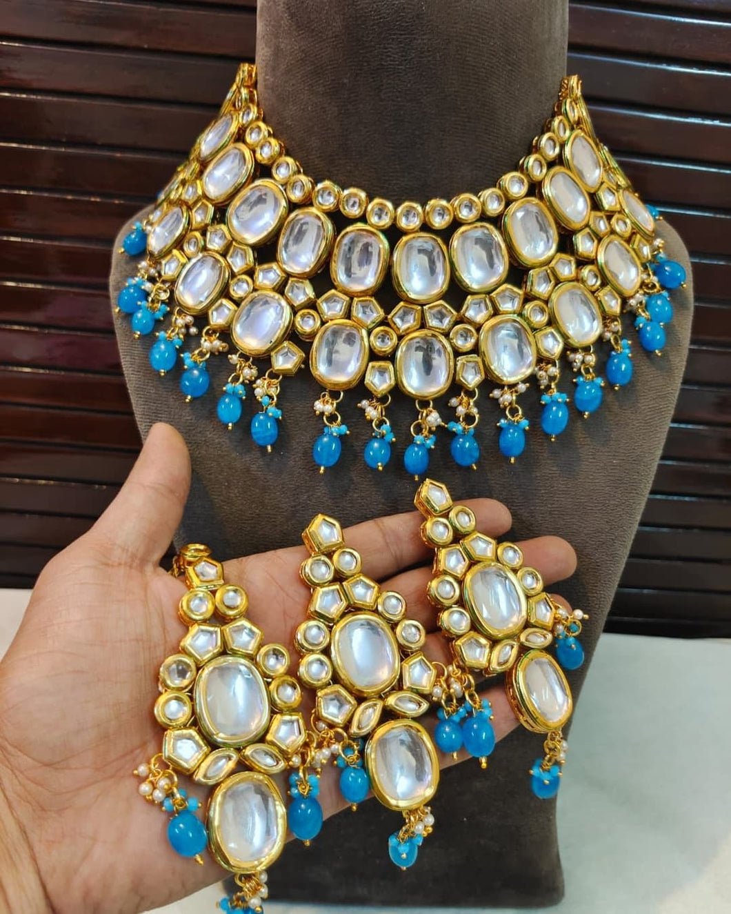 Turquoise kundan set with earrings and maangtika