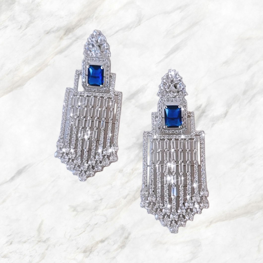 Blue sapphire emaraat diamond earrings