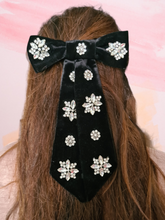Load image into Gallery viewer, Elsa black diamonté hair clip
