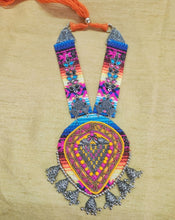 Load image into Gallery viewer, Multicolour silver hand embellished necklace
