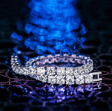 Load image into Gallery viewer, Swarovski Royal White Diamond Solitaire Crystal Bracelet

