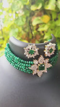 Load and play video in Gallery viewer, Green crystals and emerald diamond choker
